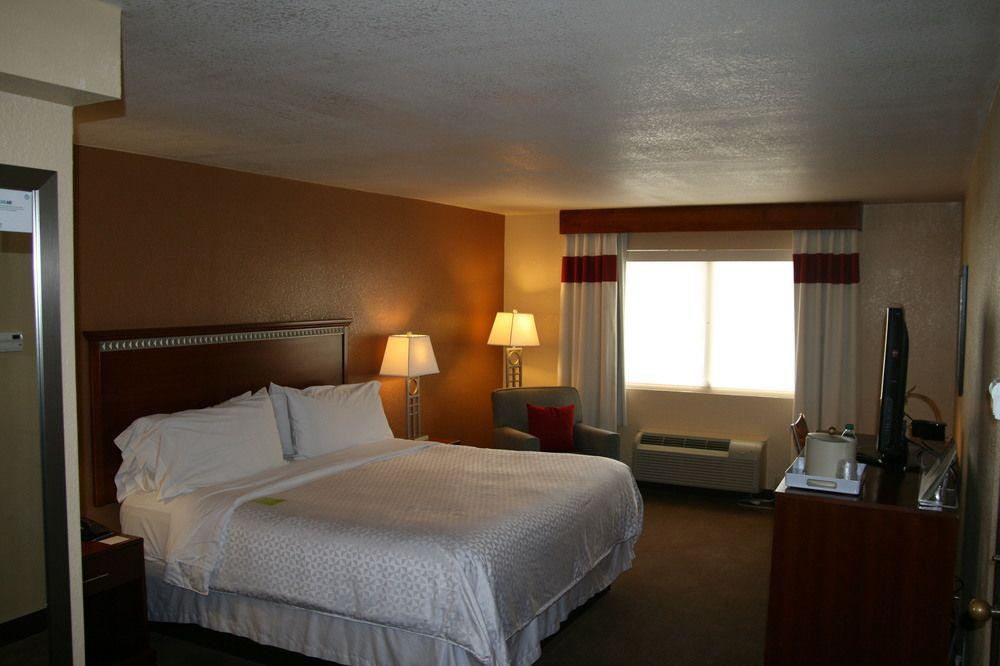 Four Points By Sheraton Tucson Airport Екстериор снимка