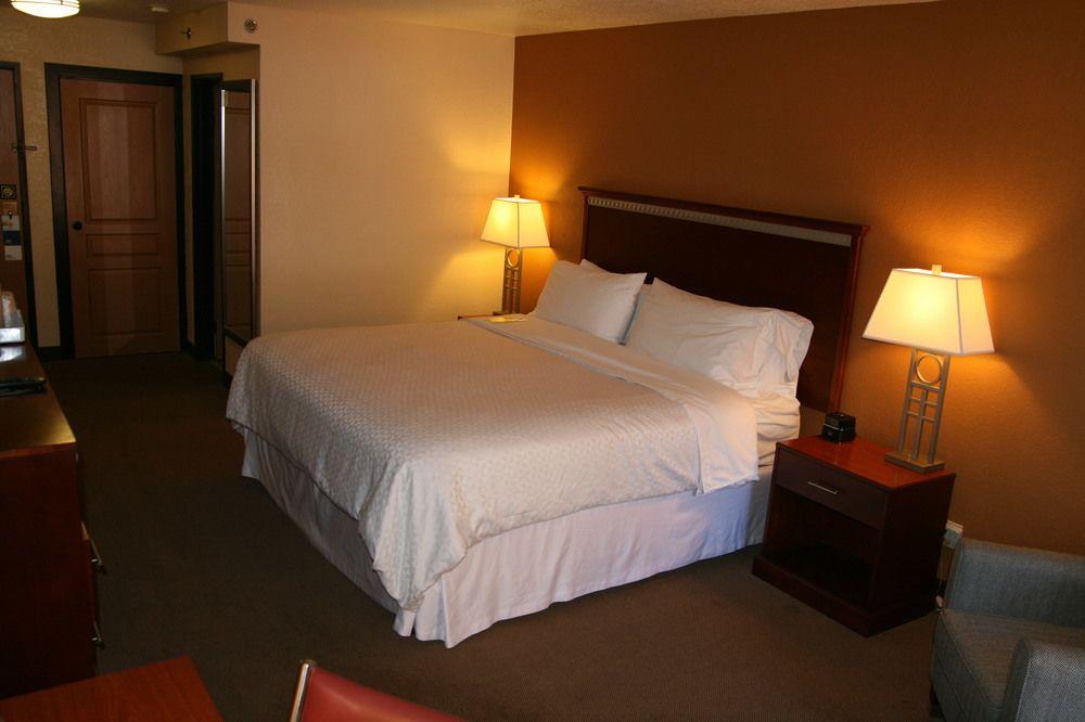 Four Points By Sheraton Tucson Airport Екстериор снимка