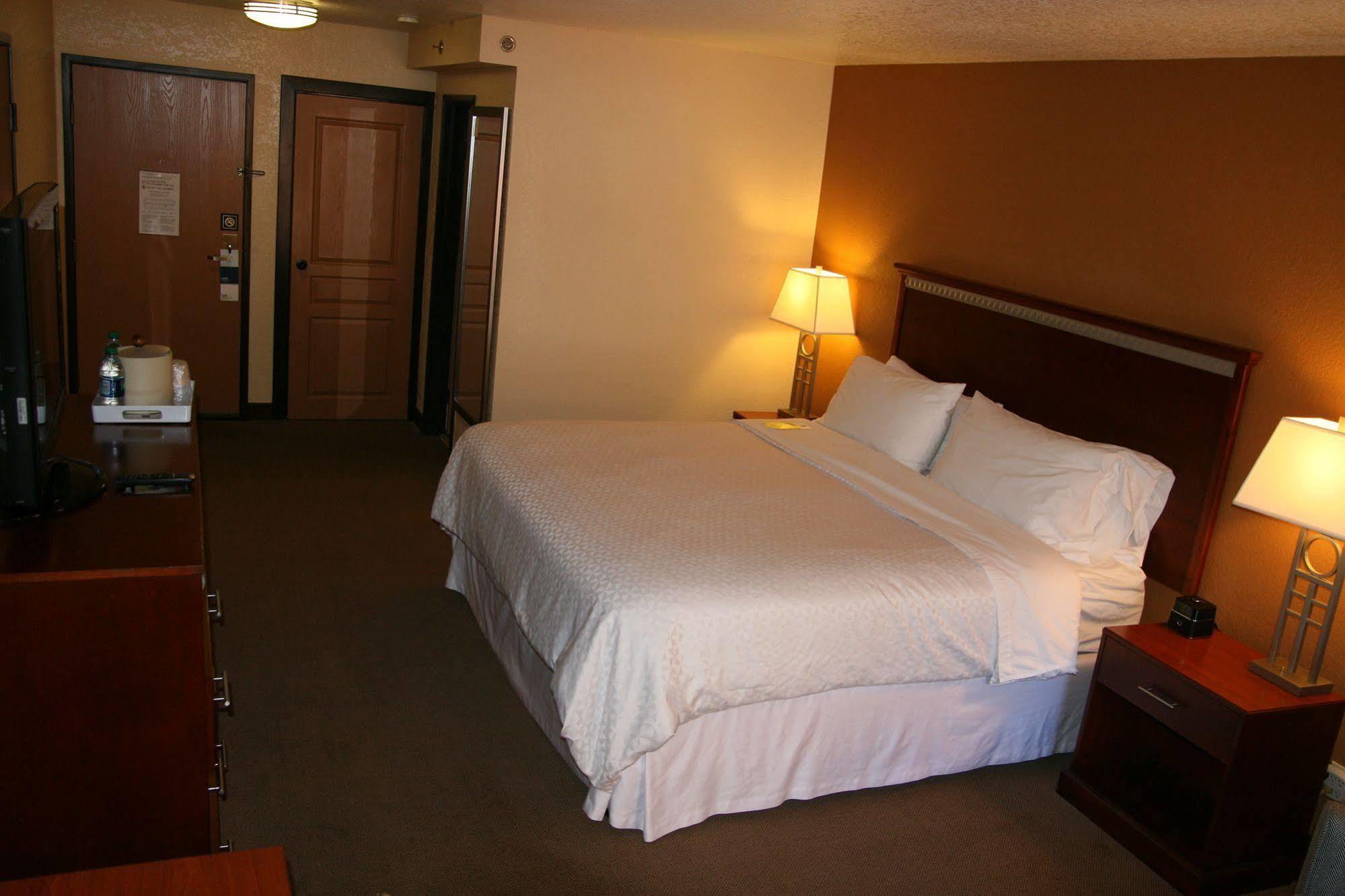 Four Points By Sheraton Tucson Airport Екстериор снимка